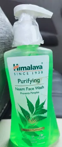 Himalaya purifying neem facewash