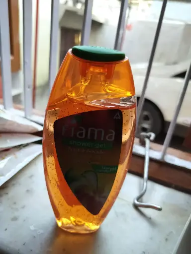 fiama shower gel peach and avocado